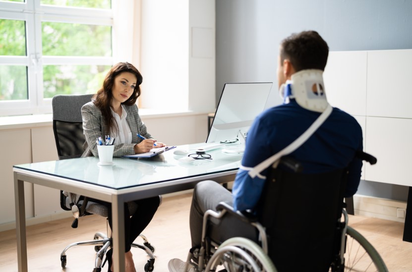 What Are the Perks of Working With a Personal Injury Lawyer?