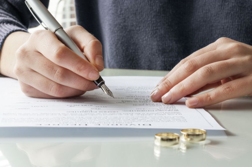 7 Things To Consider Before Filing for a Divorce